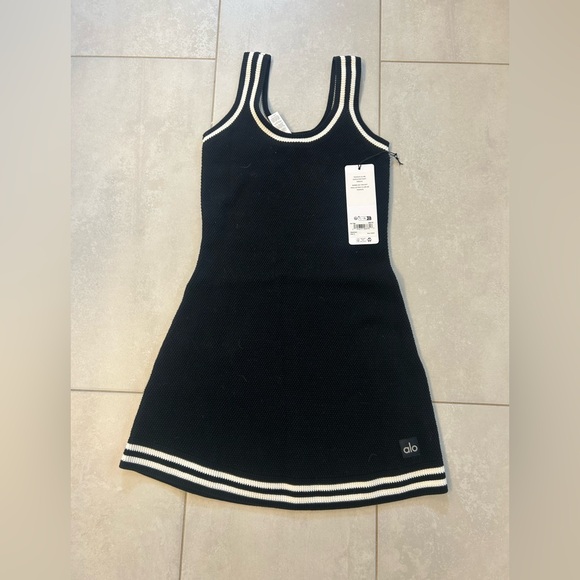 Alo sweater knit dress - Picture 2 of 4